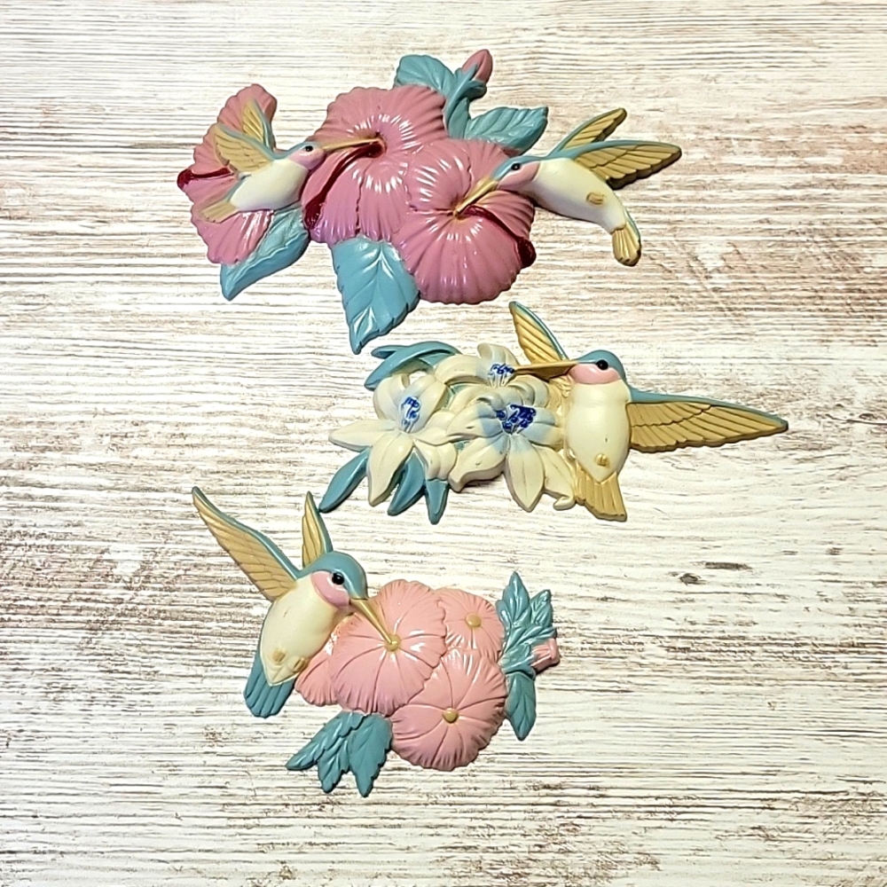 Vintage Burwood Hummingbird Wall Decor 3 piece Set